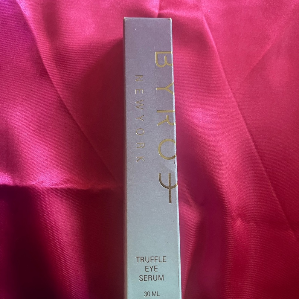 Silver Minimalist Makeup Tube